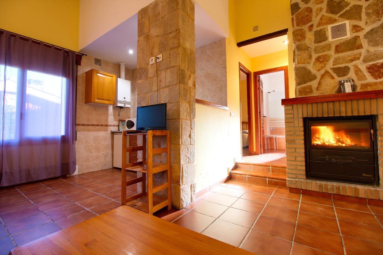 Aventura & Relax Cabanas Pena La Higuera Villalba de la Sierra Exterior foto