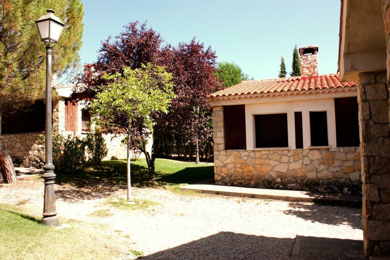 Aventura & Relax Cabanas Pena La Higuera Villalba de la Sierra Exterior foto